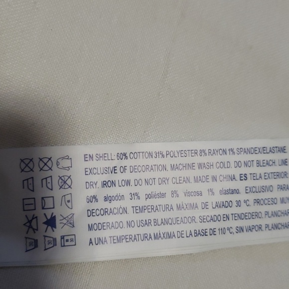 💰Forever 21 short shorts💰 - Picture 4 of 5